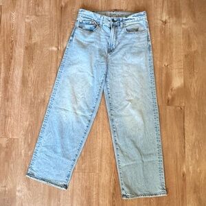 American Eagle Outfitters Light Blue Denim Jeans